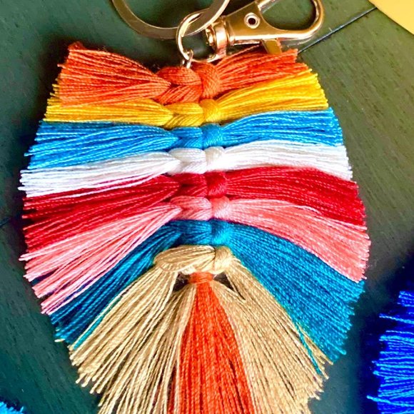 Multicolor Teal Blue Gradient Handcrafted Cotton Boho Leaf Keychain Bag Charm - Picture 4 of 4